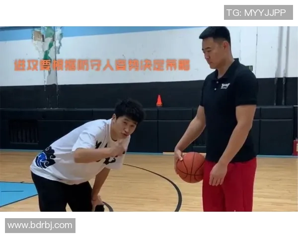 南京篮球队防守策略解析：深度剖析球队战术与执行力的完美结合