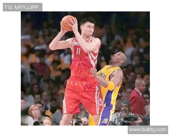 姚明与加索尔在篮球历史中的地位比较与影响分析
